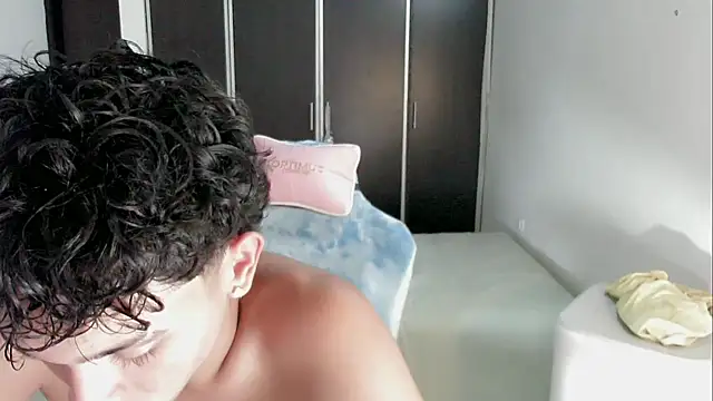 2c_Bby Webcam-Show