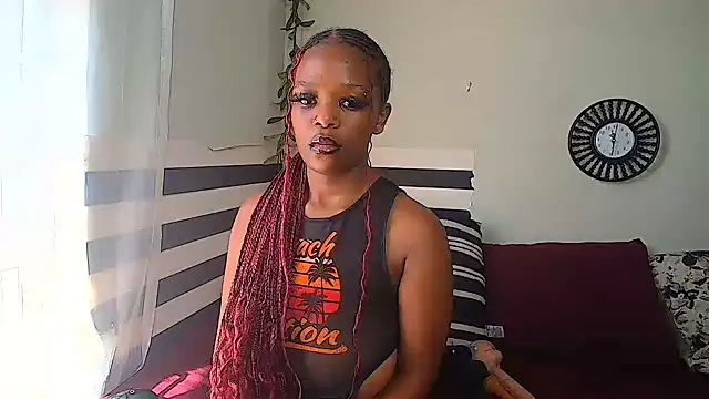 Chat XXX en directo de FreakyNubian