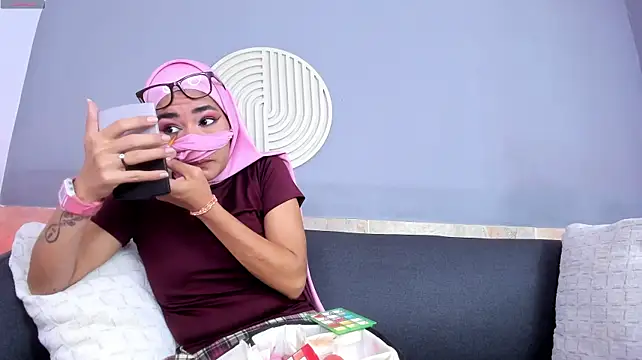 zaif_thal's Live XXX Chat