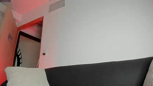 zaif_thal's Live XXX Chat