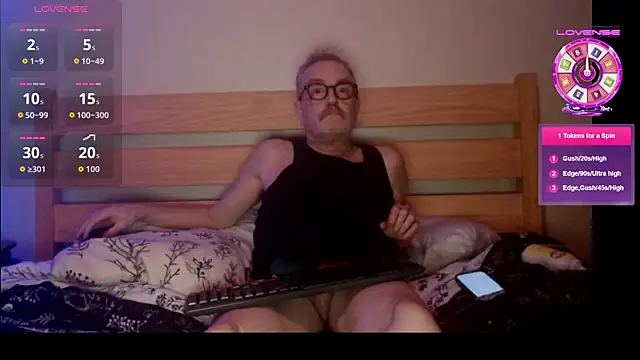 KinkyStacheDaddy's Webcam Show