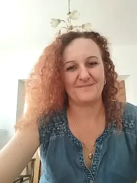 Chat +18 de KarinaFlower99 ao vivo