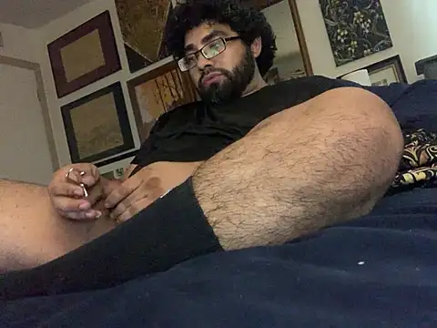 CloudyPapi_Downlow: διαδικτυακό σόου στην κάμερα