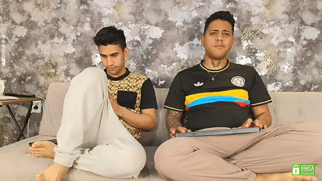 Alejandro_and_Deiby webcam show