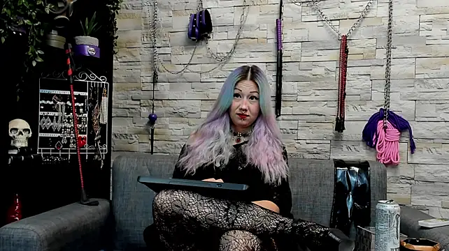 Miss_Kaz – Live XXX-chat
