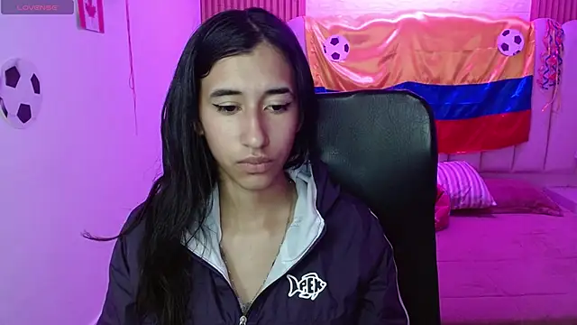 Sofii_tk's Live XXX Chat