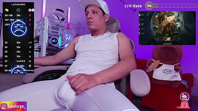 EthanNovaa Show in webcam