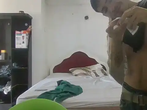 andres_12ad Webcam Show