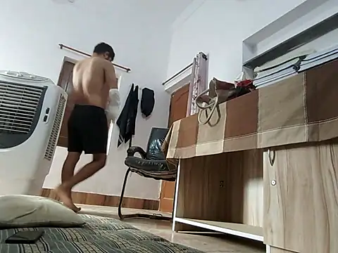 boyzzxxz00 – webcam-show