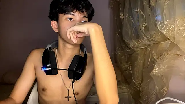 liam_alttwink Webcam Show