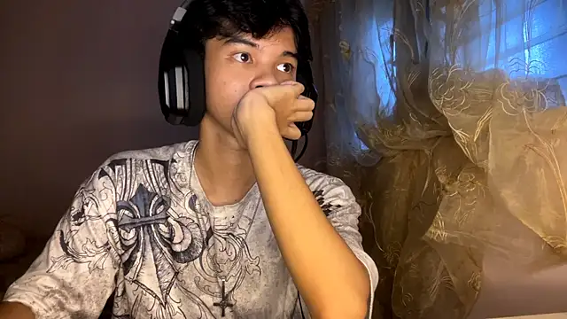 liam_alttwink Show Webcam