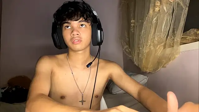 liam_alttwink's Webcam Show