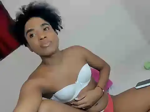 Nassoumi_Reyes' Webcam Show