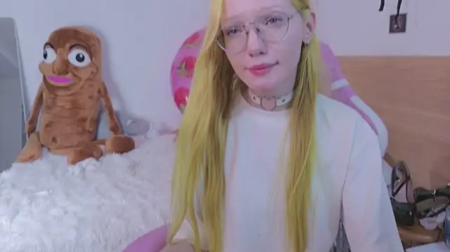 Show modela blush na web-kameri