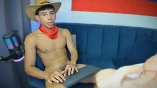 andy_cute22 webcam show