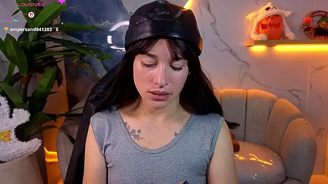 Lily_Tx: онлайн-секс-чат