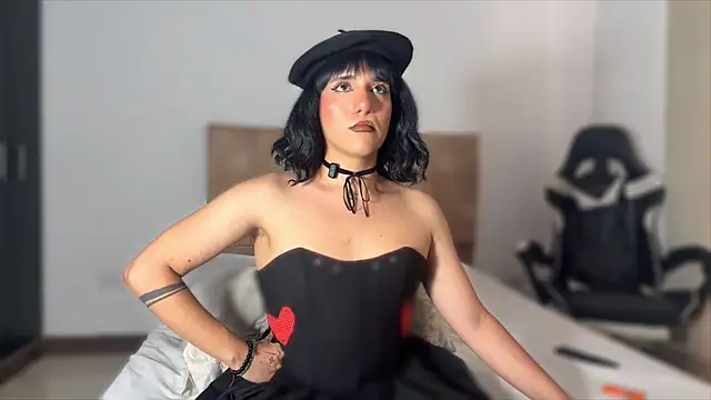 Show modela TrinyD na web-kameri