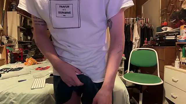 הופעת וובקאם של camboydigital