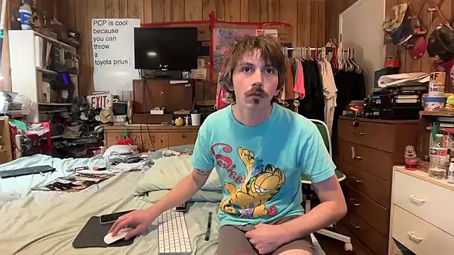 הופעת וובקאם של camboydigital