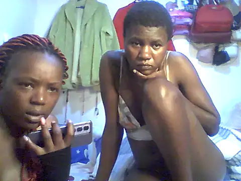 Show modela Ladysweetness23 na web-kameri