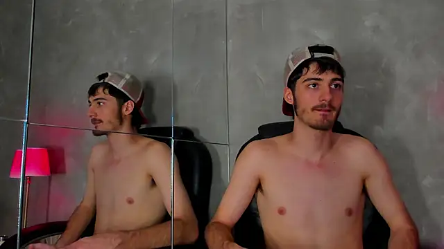 Liam_Crown webcam show