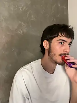 Liam_Crownn Webbikameraesitys