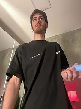 Liam_Crownn Webbikameraesitys
