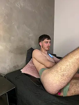 Liam_Crown Pertunjukan Webcam