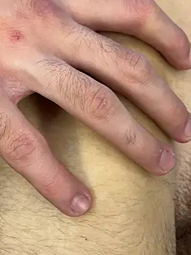Liam_Crown Show in webcam
