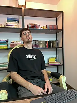 Liam_Crownn Webbikameraesitys
