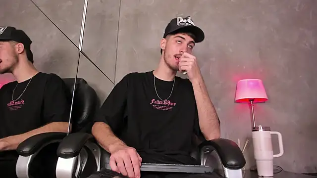 Liam_Crown Webcamshow