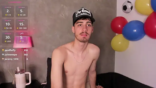 Liam_Crown Webcam show