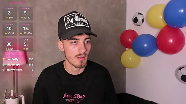 Liam_Crownn Webbikameraesitys