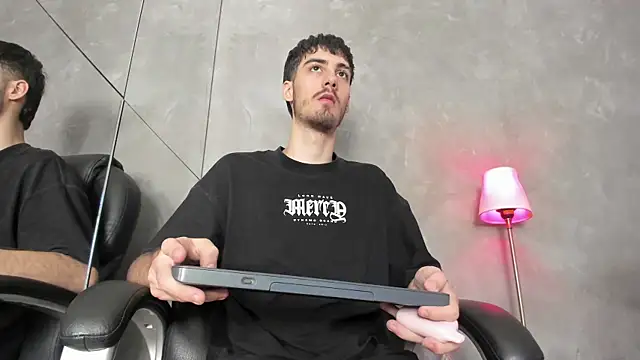 Liam_Crownn Webbikameraesitys