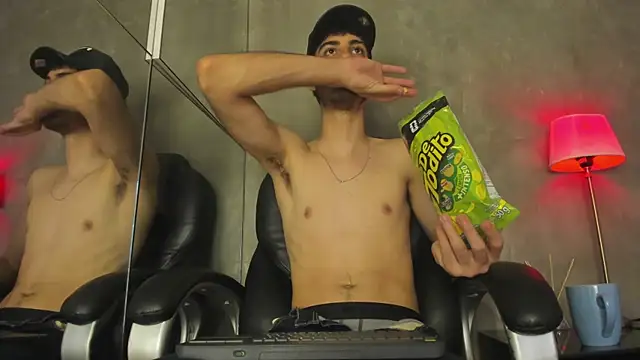 Liam_Crown's Webcam Show