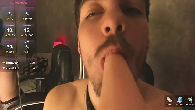 Liam_Crown Webcam-Show
