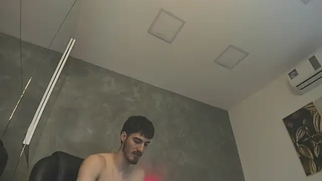 Liam_Crown Pertunjukan Webcam