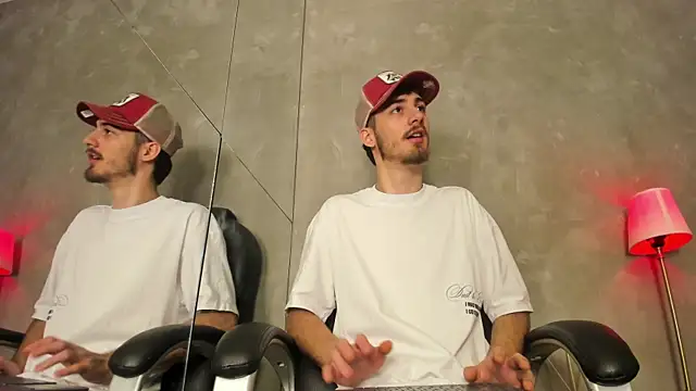 Liam_Crownn Webbikameraesitys