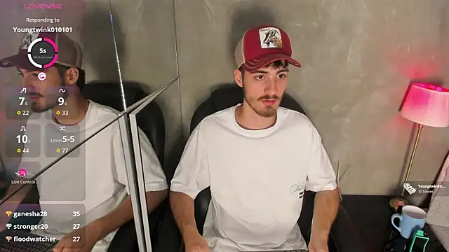Liam_Crown webcam show