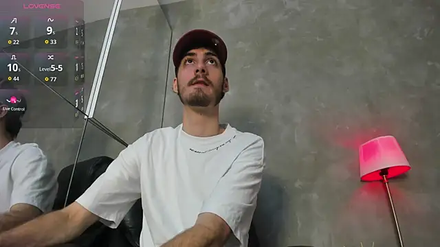 Liam_Crown Pertunjukan Webcam