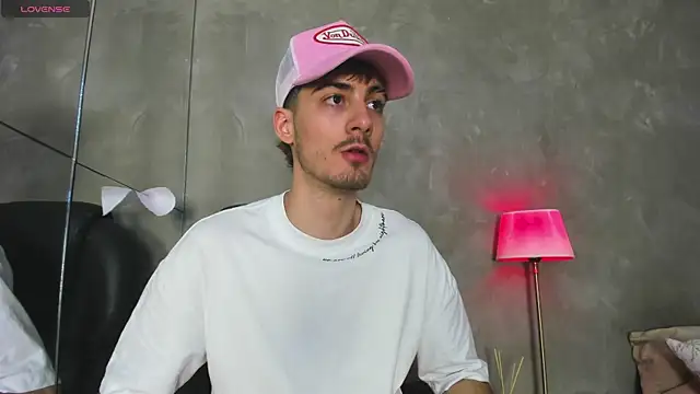 عرض كام Liam_Crown