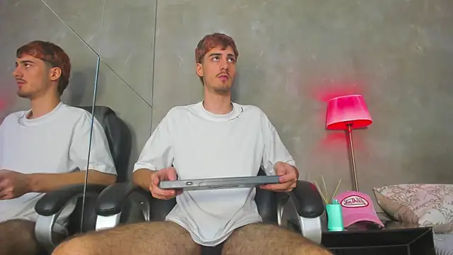 عرض كام Liam_Crown