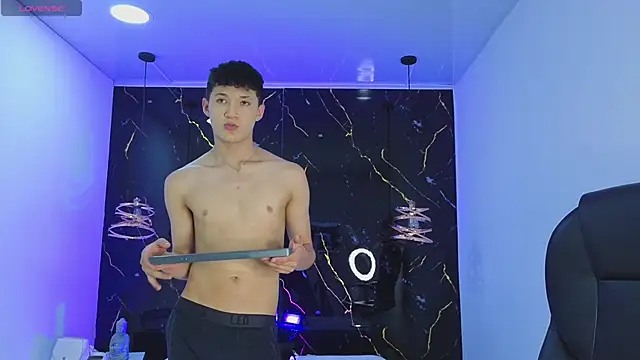 โชว์เว็บแคมของ ValentinoFlameX