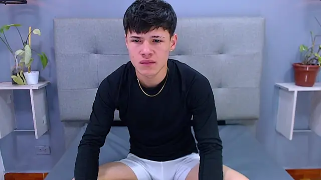 Kevin_Tupe webkamerás műsora