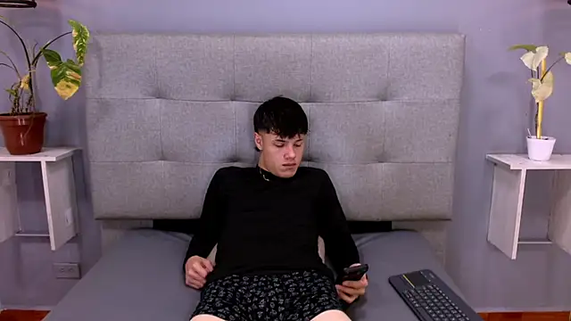 Kevin_Tupe Webcam Show