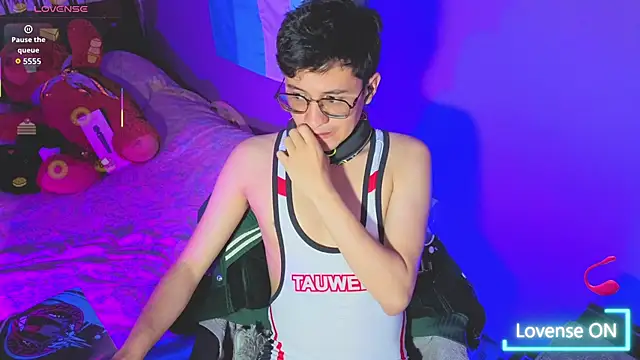 Pokazy przed kamerką – Angelito_Twink