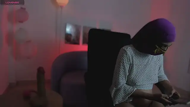 halima_fara Webcam-Show