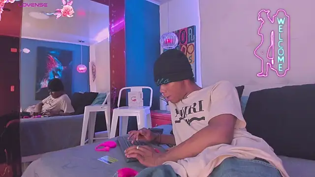AndyCat3_ Webcam Show