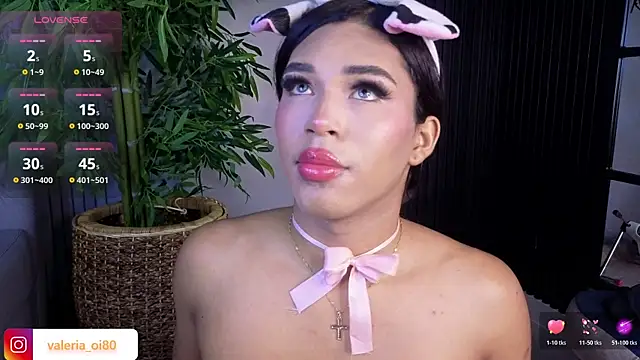 Hot_ladyy Шоу с уебкамера