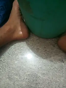 paresh045 Show Webcam